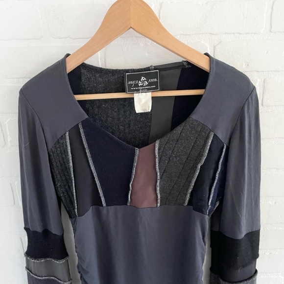 Vintage Y2K Knit Sweater Arsty Grungy Goth Raw stitches Black gray brown Sz M - Picture 4 of 9